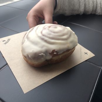 Crosstown Doughnuts & Coffee - Cinnamon bun flavor - Donuts Near Me - London, XGL Crosstown Doughnuts & Coffee - Cinnamon bun flavor - Donuts Near Me - London, XGL