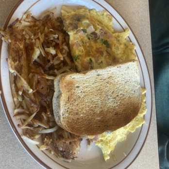 Lulu's Diner - House omelette... so delicious, not a bite left - American Near Me - Springfield, Illinois