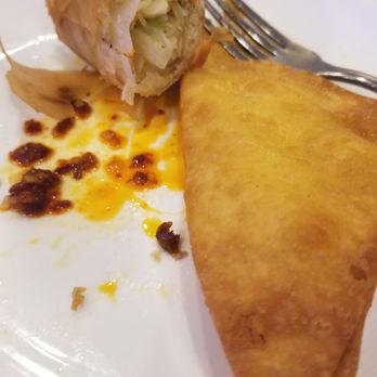 Yu's Mandarin - Half eggroll (how they serve them) & crab rangoon - Chinese Near Me - Schaumburg, Illinois Yu's Mandarin - Half eggroll (how they serve them) & crab rangoon - Chinese Near Me - Schaumburg, Illinois