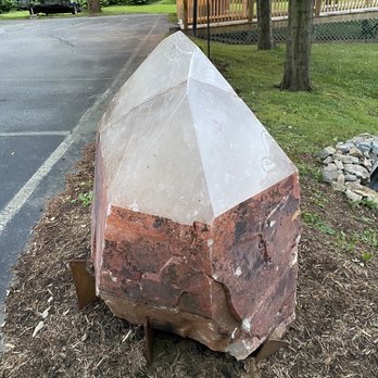 McCoy Minerals - Gemstones & Minerals Near Me - Blowing Rock, North Carolina McCoy Minerals - Gemstones & Minerals Near Me - Blowing Rock, North Carolina