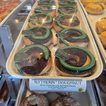 Krispy Kreme - Donuts Near Me - Roseville, California Krispy Kreme - Donuts Near Me - Roseville, California