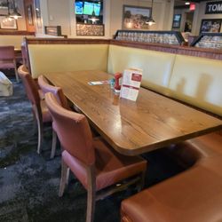 99 Restaurants - Banquette for a group