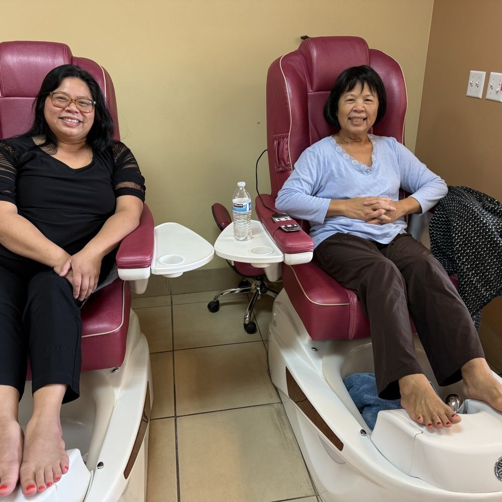 Annies Nails & Spa - We are happy customers with happy toes - Nail Salons Near Me - Pflugerville, Texas Annies Nails & Spa - We are happy customers with happy toes - Nail Salons Near Me - Pflugerville, Texas