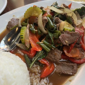The Coconut Downtown - Stir Fry Beef Basil - Thai Near Me - Reno, Nevada