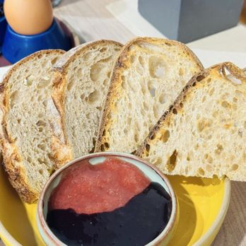 Quail and Condor - Toast with house made jam - Coffee & Tea Near Me - Healdsburg, California Quail and Condor - Toast with house made jam - Coffee & Tea Near Me - Healdsburg, California