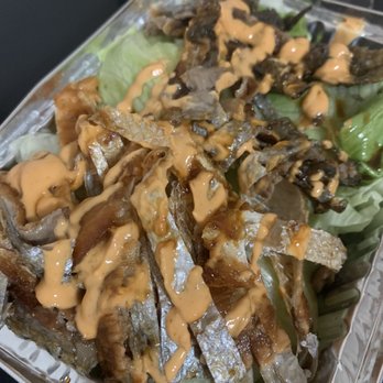 E sushi 2 - 6. Salmon Skin Salad - Sushi Bars Near Me - Brooklyn, New York