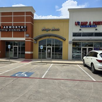Boujee Bowls - View of Boujee Bowls right smack dab between Roadworthy Driving Academy and Ur Ship & Print Office Hub in Schertz - Acai Bowls Near Me - Schertz, Texas