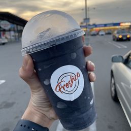 Black Out Toxins 20oz (TikTok: @justandyvu) Black Out Toxins 20oz (TikTok: @justandyvu)