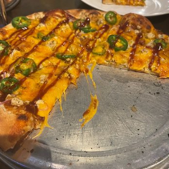 Bright Penny Brewing - Bbq chicken with jalapeño... way better than I expected... - Pizza Near Me - Mebane, North Carolina Bright Penny Brewing - Bbq chicken with jalapeño... way better than I expected... - Pizza Near Me - Mebane, North Carolina