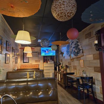 Savanh of Laos - Dining room - Laotian Near Me - Seminole, Florida