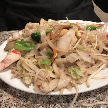 Huong Tra - Seafood Chow Fun - Vietnamese Near Me - Richmond, California