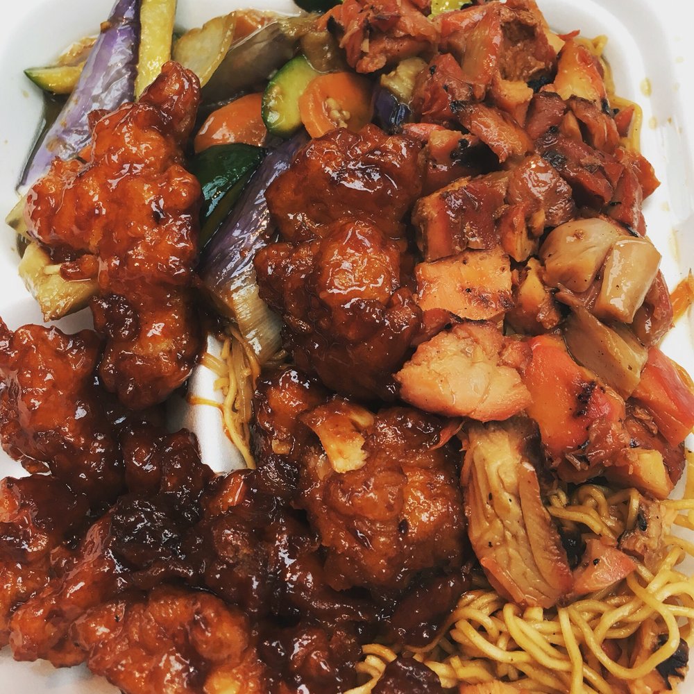 Shanghai 360 - Grilled chicken, Bang Bang chicken, braided eggplant over noodles... Good stuff folks! - Chinese Near Me - Laval, Quebec