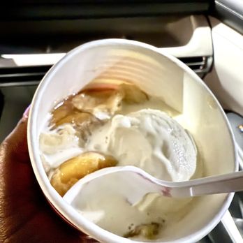 Bop's Frozen Custard - Just desserts. (Peach cobbler and custard) - Ice Cream & Frozen Yogurt Near Me - Clinton, Mississippi Bop's Frozen Custard - Just desserts. (Peach cobbler and custard) - Ice Cream & Frozen Yogurt Near Me - Clinton, Mississippi
