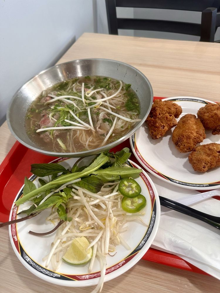 Lejeune Poke Ramen Noodle House