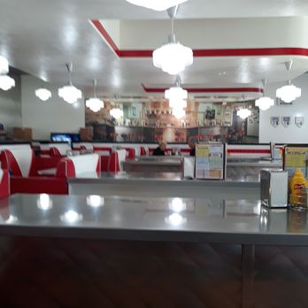 D'Nicio's Parlour - Dining - Greek Near Me - Kalamazoo, Michigan