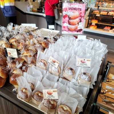 Sunmerry Bakery by null