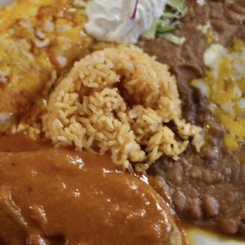 El Sombrero - Combo #11, cheese enchilada and chile relleno - Mexican Near Me - El Monte, California El Sombrero - Combo #11, cheese enchilada and chile relleno - Mexican Near Me - El Monte, California