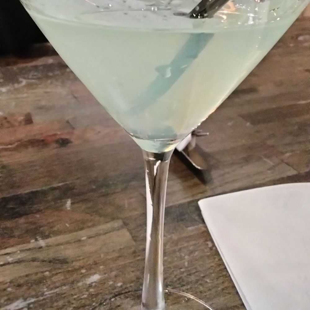 Crackpot Seafood Restaurant - Apple martini - Seafood Near Me - Baltimore, Maryland