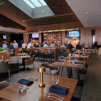 VIEW Restaurant & Lounge - Inside - Lounges Near Me - Newport Beach, California