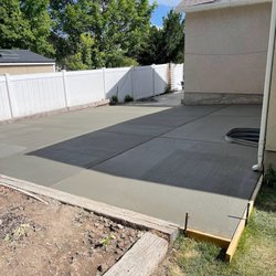 Leaaetoa Construction - Back patio with an RV extension.