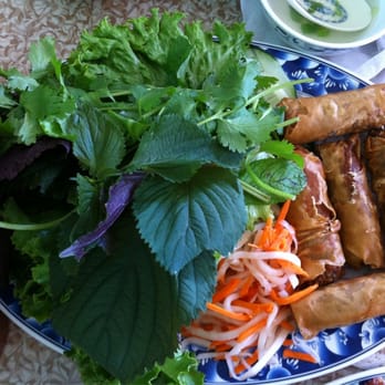 Com Tam Ninh Kieu - Egg rolls served with lettuce! So good! - Vietnamese Near Me - Rosemead, California Com Tam Ninh Kieu - Egg rolls served with lettuce! So good! - Vietnamese Near Me - Rosemead, California