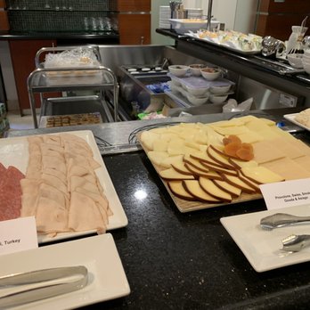 VIP Lounge Latam - Airport Lounges Near Me - Miami, Florida VIP Lounge Latam - Airport Lounges Near Me - Miami, Florida