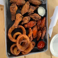 Kentucky Bourbon BBQ - 2lb wing plate