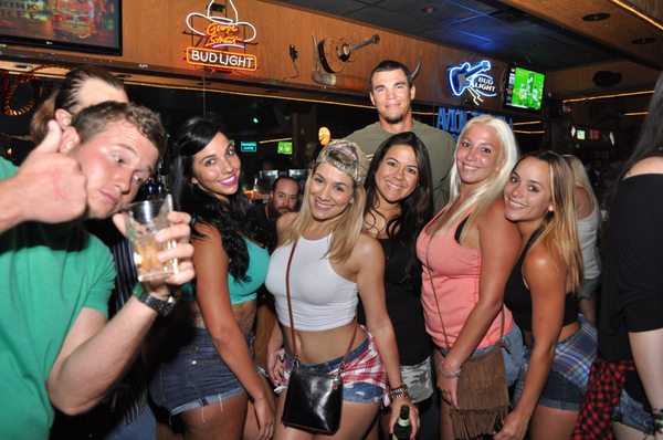 Round Up Night Club & Restaurant by null