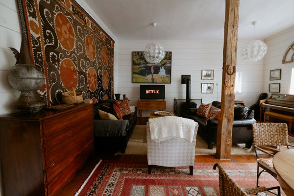 Three Sisters Farm by null