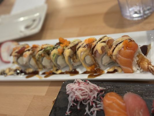 Kiiro Sushi Izakaya by null