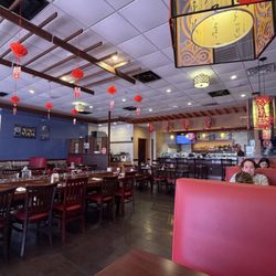 AKI Sushi & Ramen - Restaurant