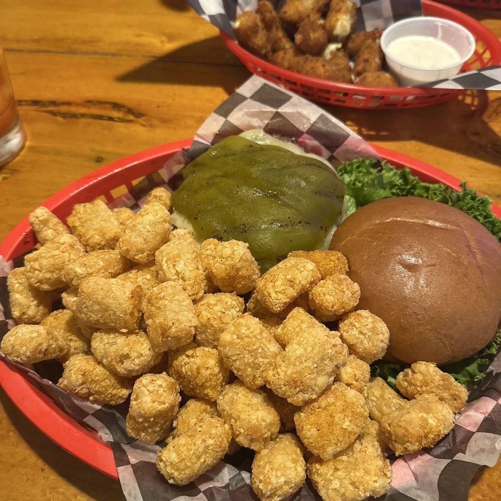 Green chile hatch burger with tots Green chile hatch burger with tots