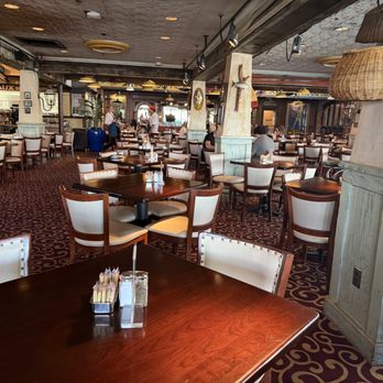 Pappadeaux Seafood Kitchen - Seafood Near Me - Albuquerque, New Mexico