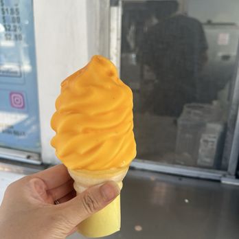 Pepper Tree Frosty - Small Vanilla Soft Serve Dip in Butterscotch - Ice Cream & Frozen Yogurt Near Me - Vista, California Pepper Tree Frosty - Small Vanilla Soft Serve Dip in Butterscotch - Ice Cream & Frozen Yogurt Near Me - Vista, California
