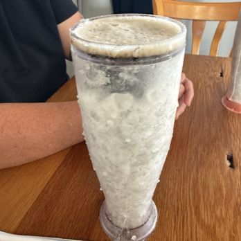 Crack - Ice cold root beer on tap - Burgers Near Me - Long Beach, California