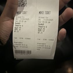 Picture Show at Bloomingdale Court - Wicked For Good Tickets
