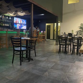 True Island Grille - Bar area - Caribbean Near Me - Orlando, Florida True Island Grille - Bar area - Caribbean Near Me - Orlando, Florida