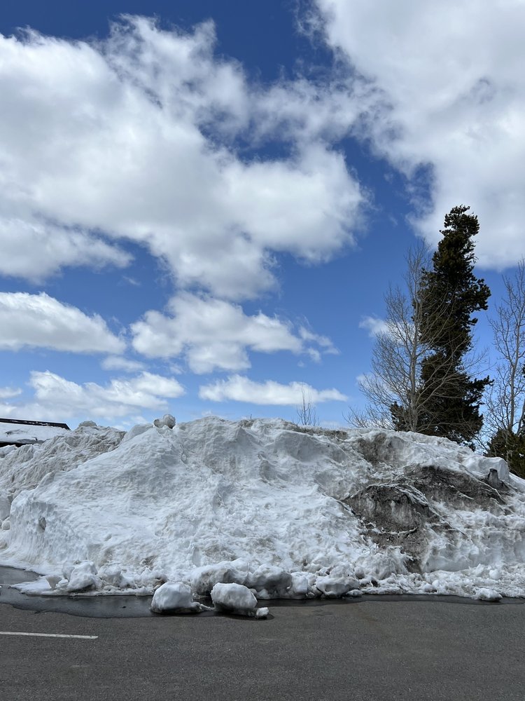 West Yellowstone Heritage Park Logo