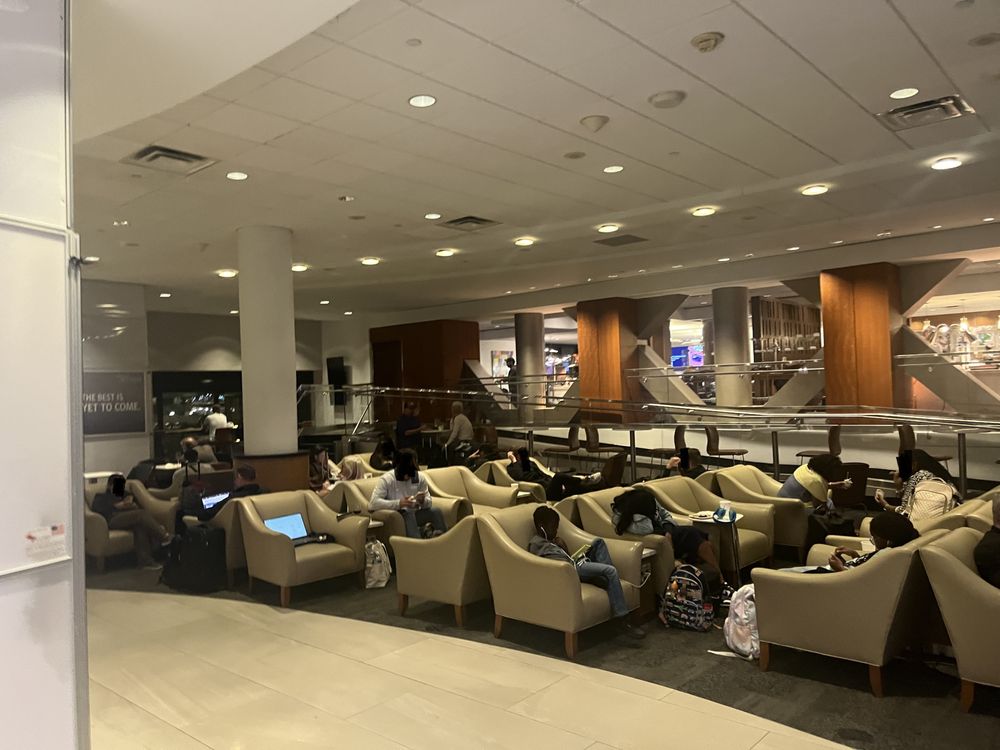 Delta Sky Club Logo