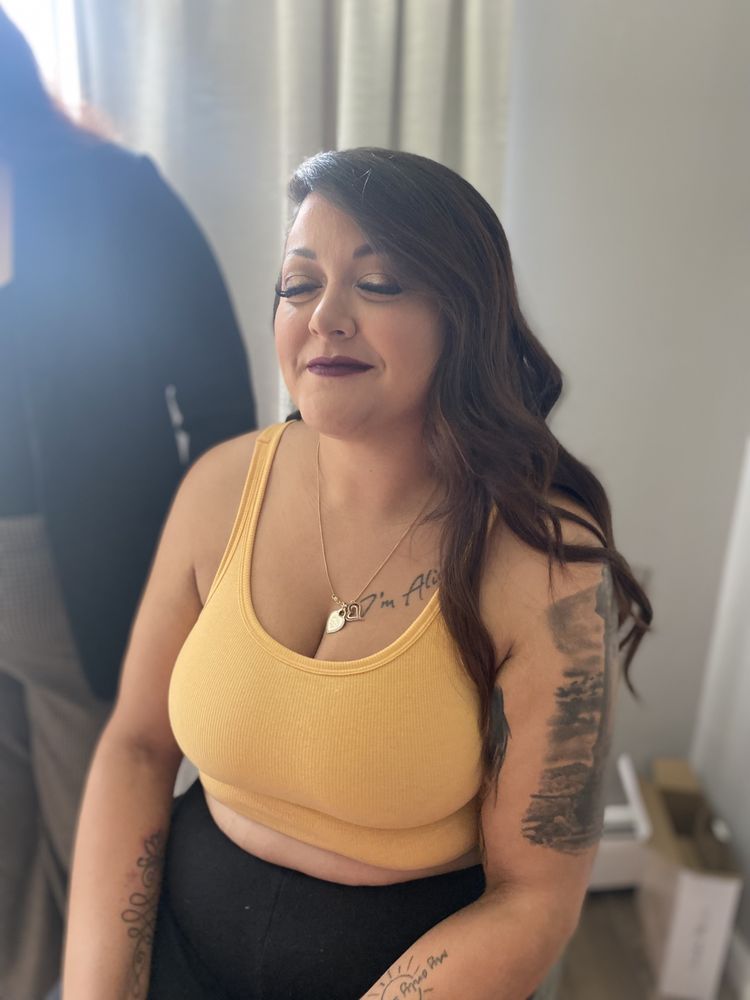 SALON VINLIE Updated August 2024 35 Manchester Rd, Derry, New