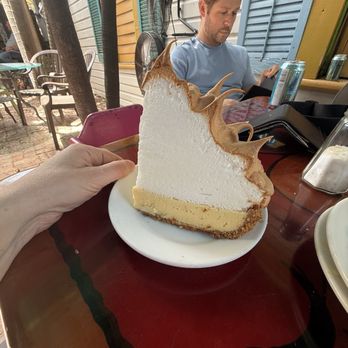 Blue Heaven - Key Lime Pie - Breakfast & Brunch Near Me - Key West, Florida