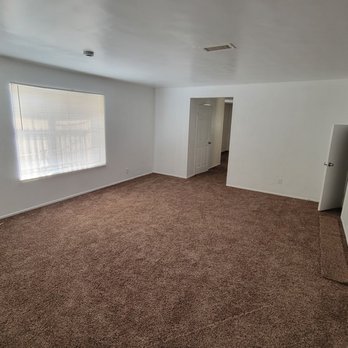 Carreras Carpet & Blinds - Carpet Installation Near Me - Bellflower, California Carreras Carpet & Blinds - Carpet Installation Near Me - Bellflower, California