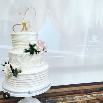 Vanilla Sugar Bakery - Wedding Cake - Bakeries Near Me - Glen Ellyn, Illinois