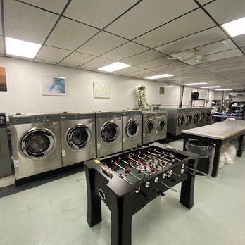 Granny’s Coin Laundry - Laundromat Near Me - North Charleston, South Carolina Granny’s Coin Laundry - Laundromat Near Me - North Charleston, South Carolina