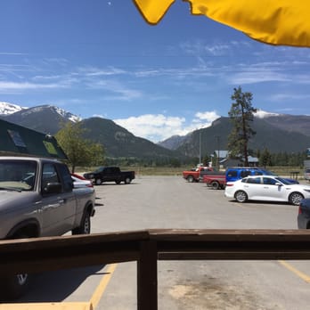 Frontier Cafe - Deck seating view of mountains - Coffee & Tea Near Me - Stevensville, Montana