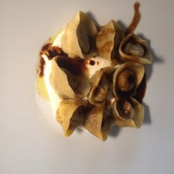 Osteria Al Paese - Cappelletti ripieni di genovese su salsa di burrata