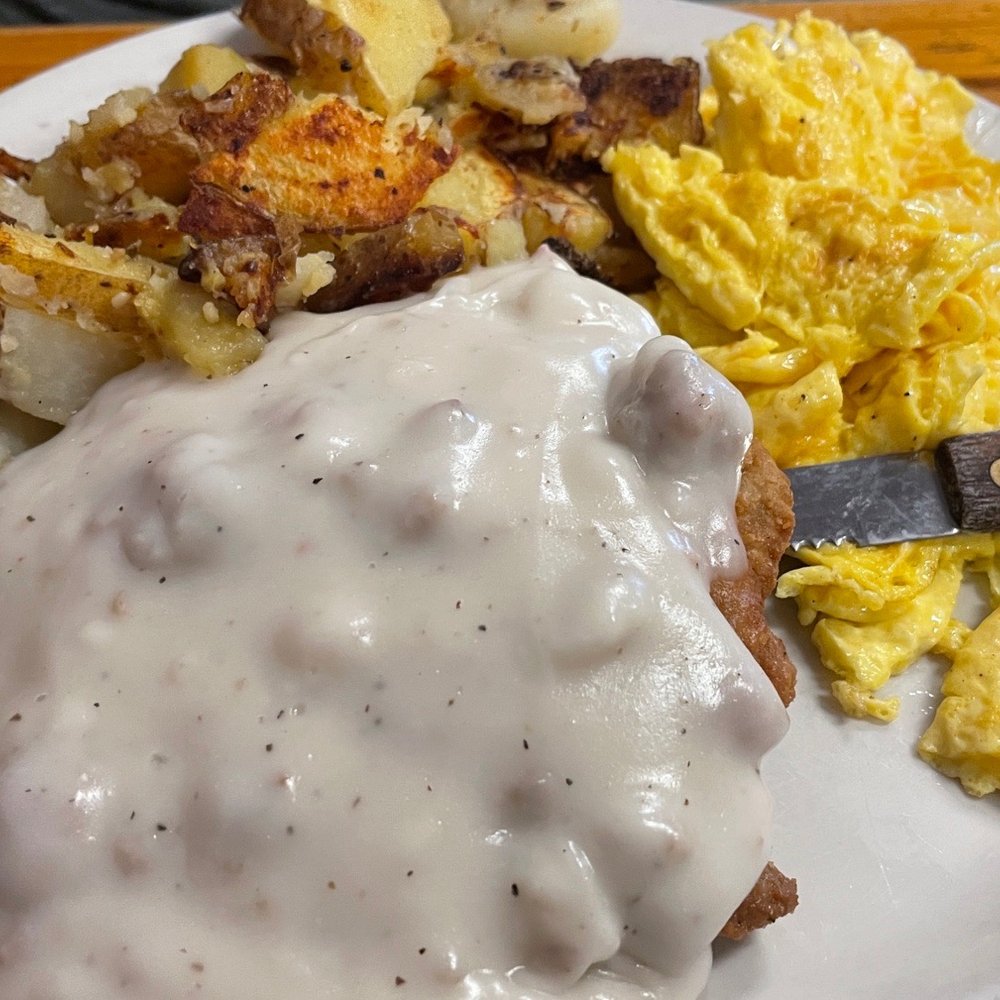 Corner Stone Café - Gravy n biscuits. Awesome gravy! - Breakfast & Brunch Near Me - Ellijay, Georgia