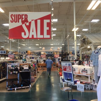 West Marine - Outdoor Gear Near Me - Honolulu, Hawaii