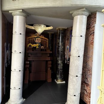 The LEGO Store - Toy Stores Near Me - London, XGL The LEGO Store - Toy Stores Near Me - London, XGL