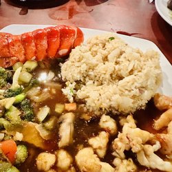 Sakura Sushi & Seafood Grill